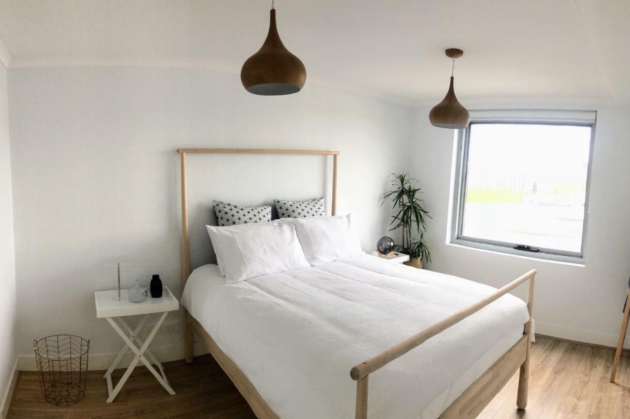 Staying Places - The Avenue Canberra Luaran gambar